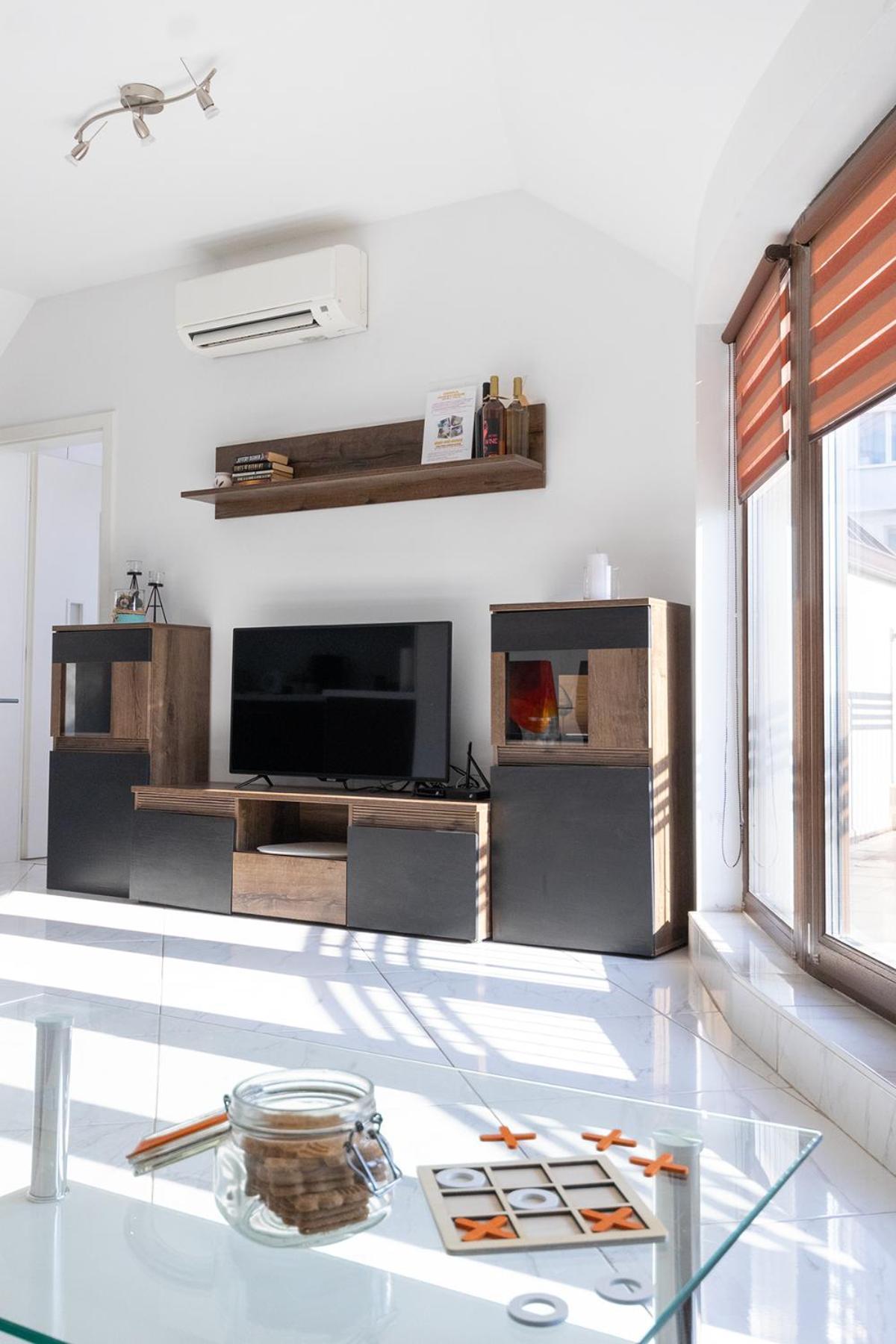 Seastоry By Rv Apartments فارنا المظهر الخارجي الصورة